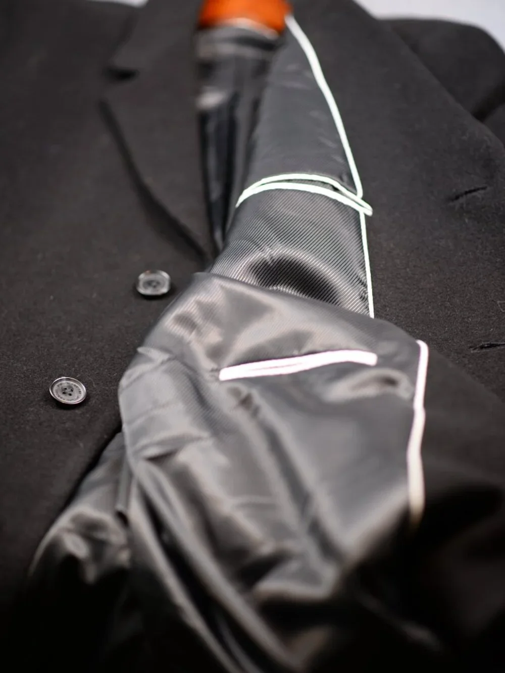 Joseph Abboud Black Wool Cashmere Blend Single Breasted Overcoat 48R